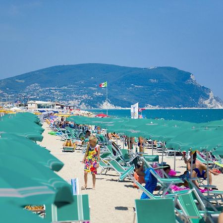 Villaggio Turistico Internazionale Porto Recanati Extérieur photo